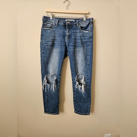 Kancan slim fit distressed crop 29x27 - Picture 1 of 9